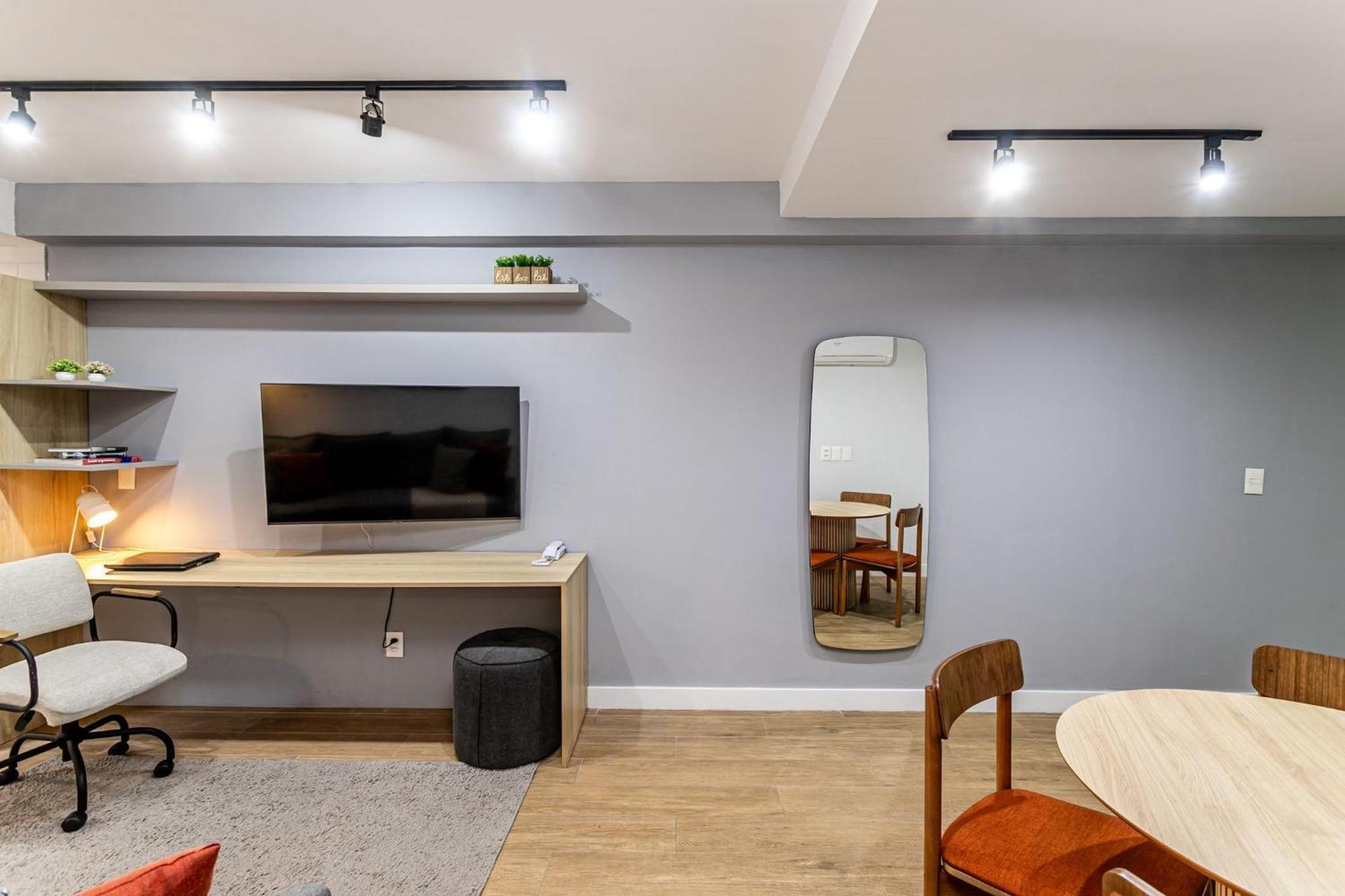 Qto&sala Com Varanda A 170m Da | Fa 49/101 Apartment *